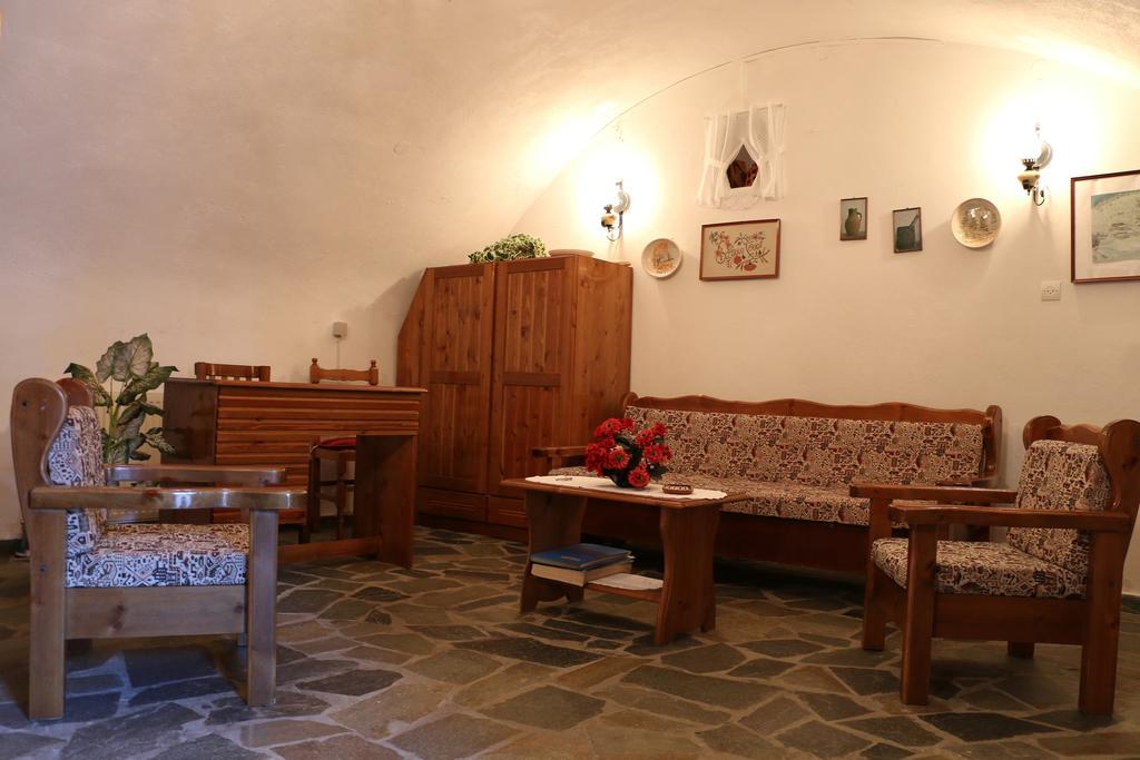 Maleatis Apollo Guesthouse Космас Экстерьер фото